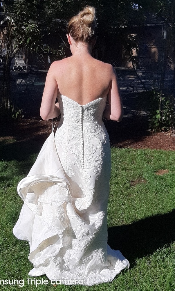 Demetrios Wedding Dress Size 8 - Picture 2 of 8